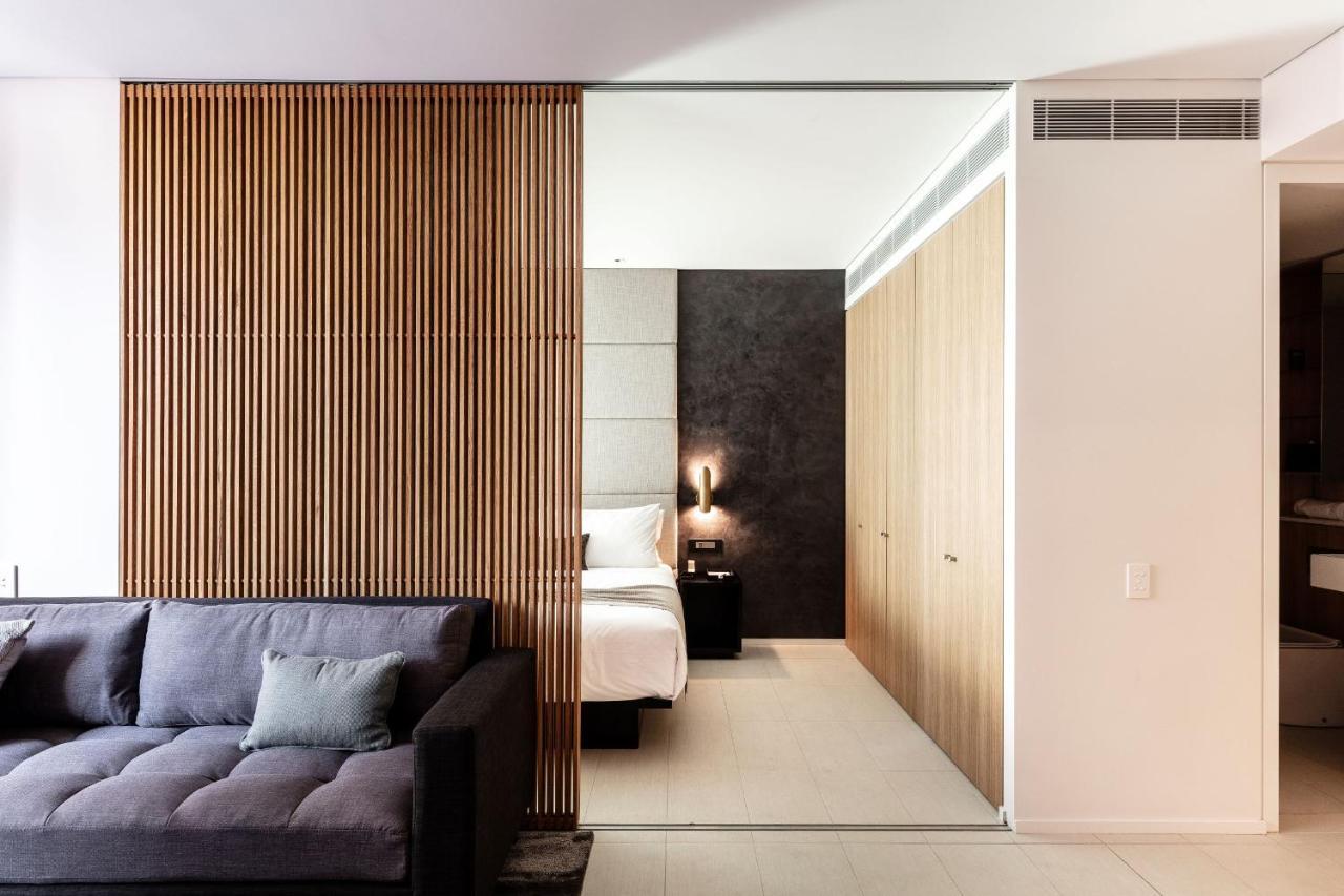 Skye Suites سيدني المظهر الخارجي الصورة A sliding door